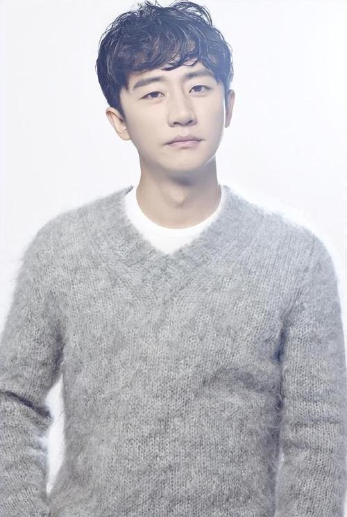 黄轩谈娱乐圈_黄轩娱乐节目_黄轩的圈外女友