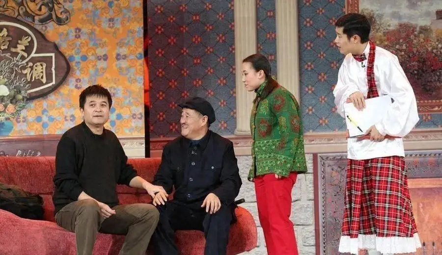 娱乐圈老演员凄凉_娱乐圈明星晚年生活悲惨_郑则仕晚年经历与现状