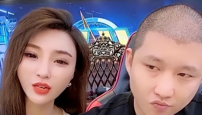 网红二驴晒余额_八卦爆料网红二驴是谁啊图片大全-_二驴带货夫妇销售神话